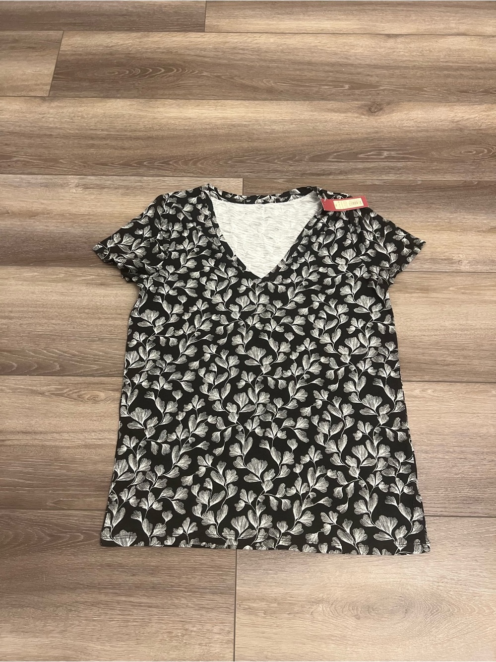 Women's Black V-Neck Short Sleeve Tee with White Leaf Print